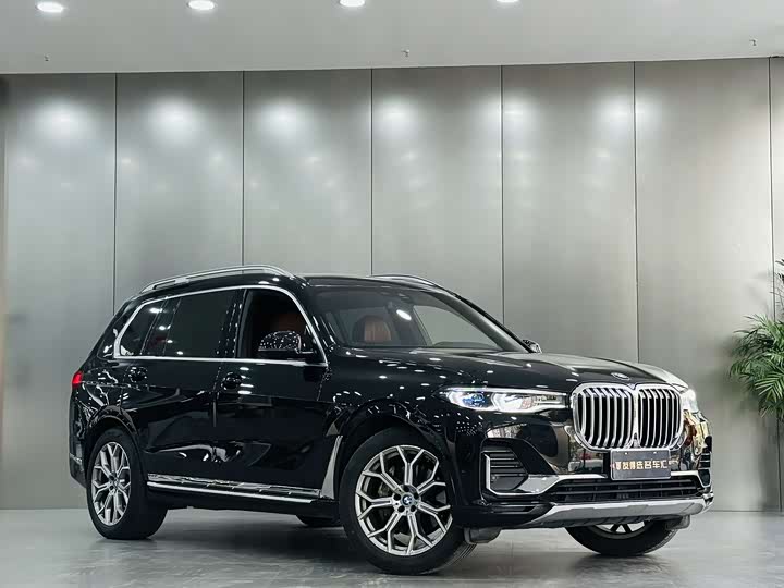 Фото 3 - BMW X7