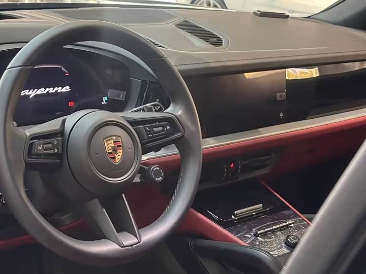 Фото 9 - Porsche Cayenne