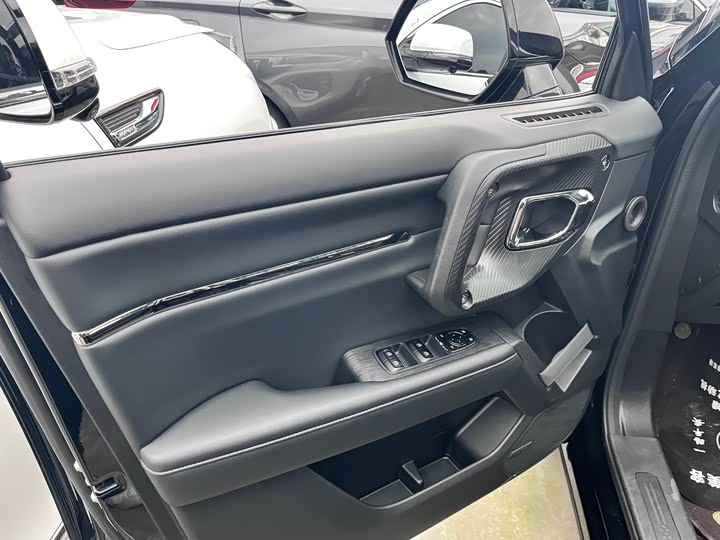 Photo 4 - Haval H-Dog