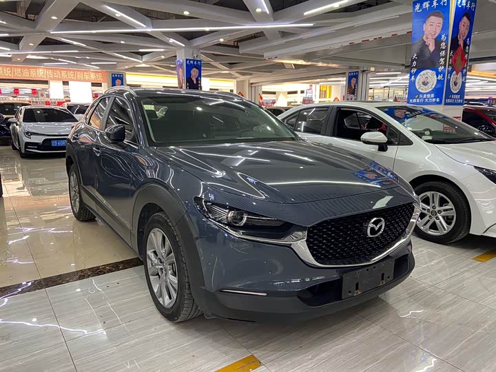 Фото 3 - Mazda CX-30