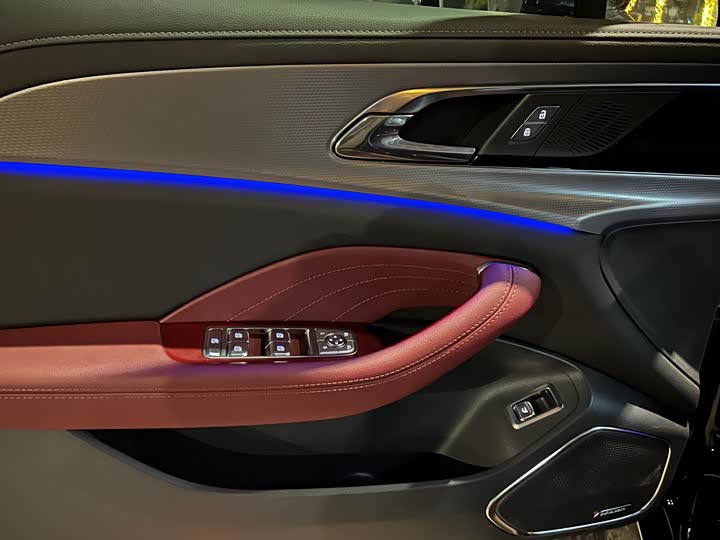 Фото 5 - Hongqi H5