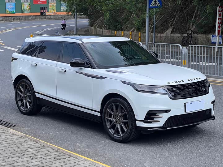 Фото 3 - Land Rover Range Rover Velar