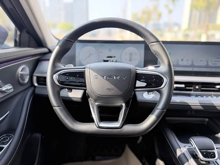 Photo 5 - Chery Arrizo 8