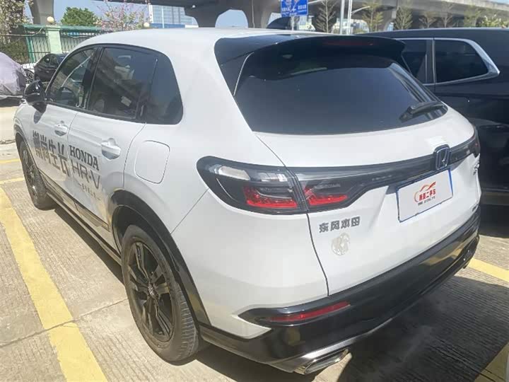 Фото 3 - Honda HR-V