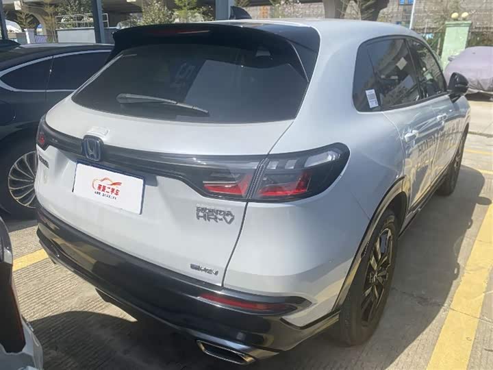 Фото 6 - Honda HR-V