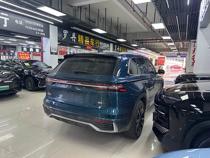 Фото 5 - Geely Monjaro