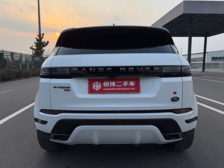 Photo 5 - Land Rover Range Rover Evoque L Hybrid