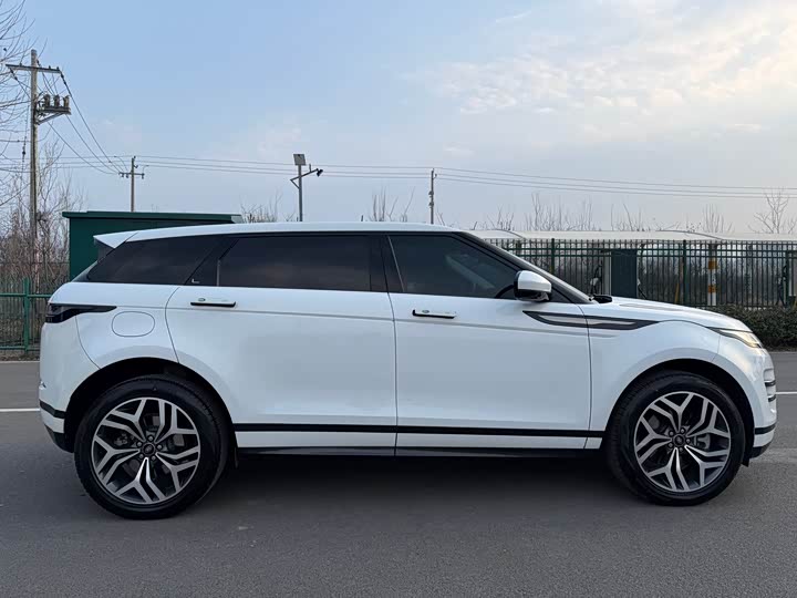 Photo 8 - Land Rover Range Rover Evoque L Hybrid