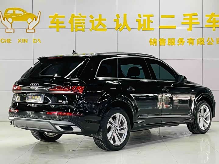 Фото 3 - Audi Q7