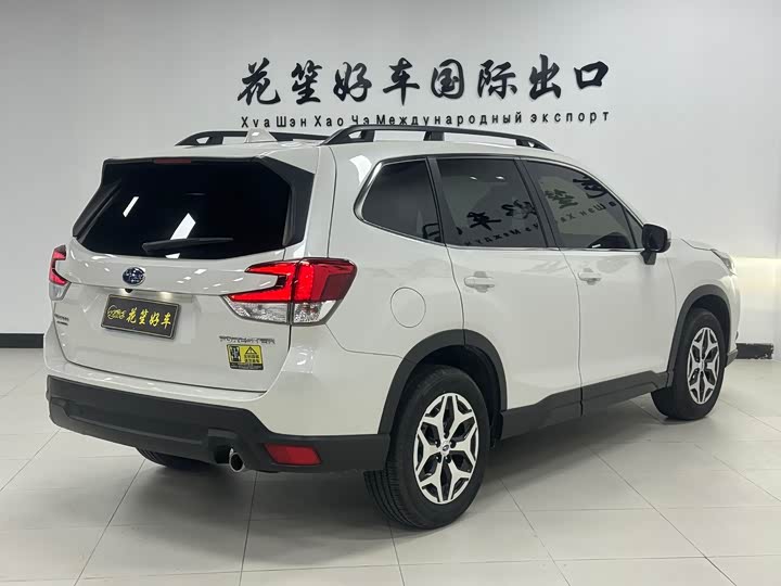 Фото 7 - Subaru Forester