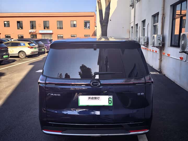 Фото 9 - GAC Trumpchi E8