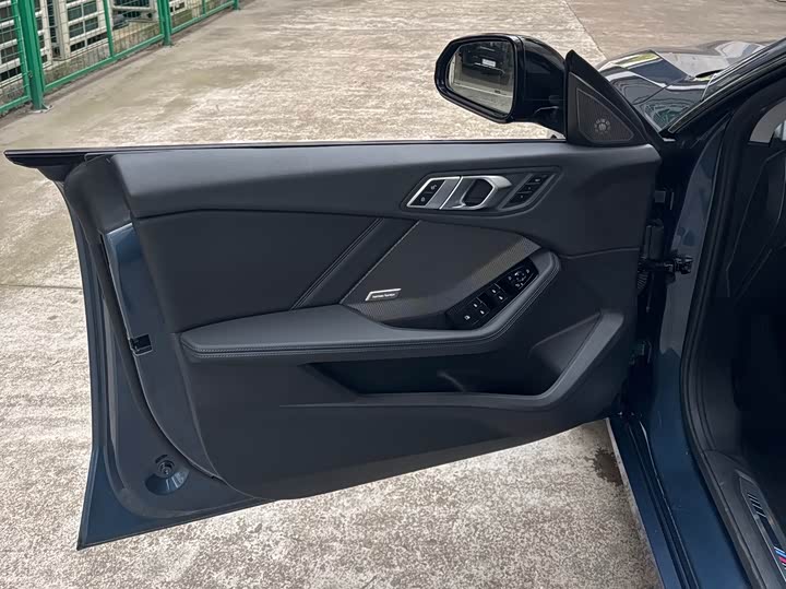 Фото 8 - BMW 2 Series