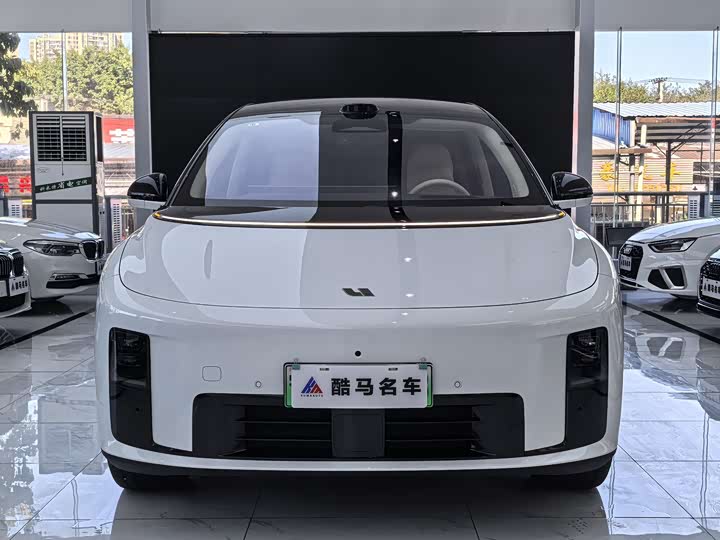 Photo 2 - LiXiang i8