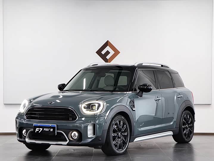 Фото 1 - Mini Countryman