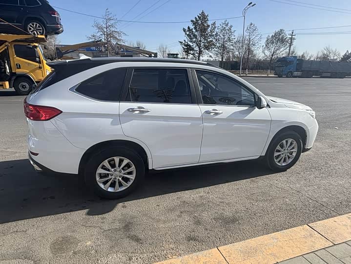 Фото 6 - Haval M6