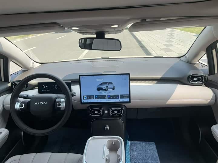 Фото 9 - GAC Aion UT