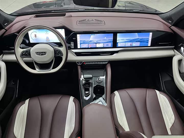 Фото 2 - Geely Monjaro