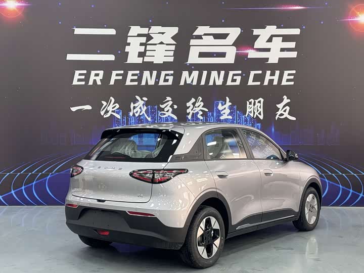 Фото 4 - Geely Galaxy Geome
