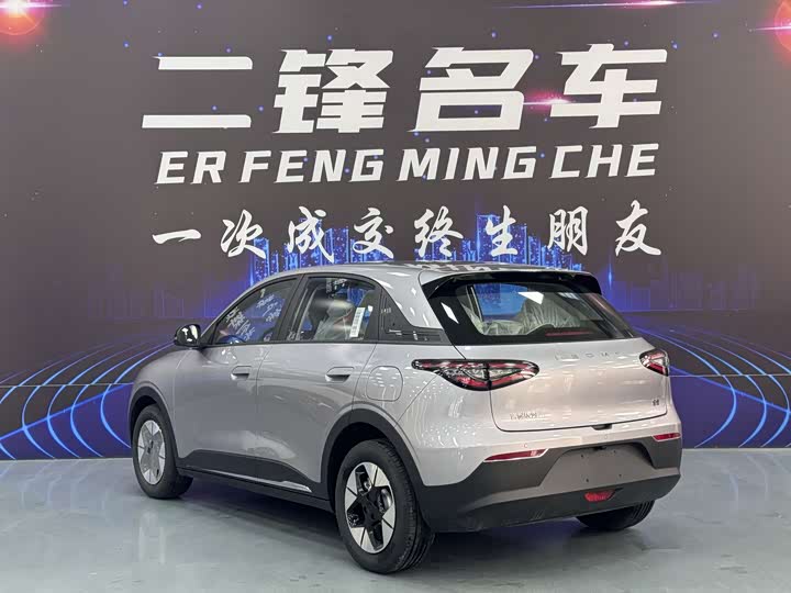 Фото 6 - Geely Galaxy Geome