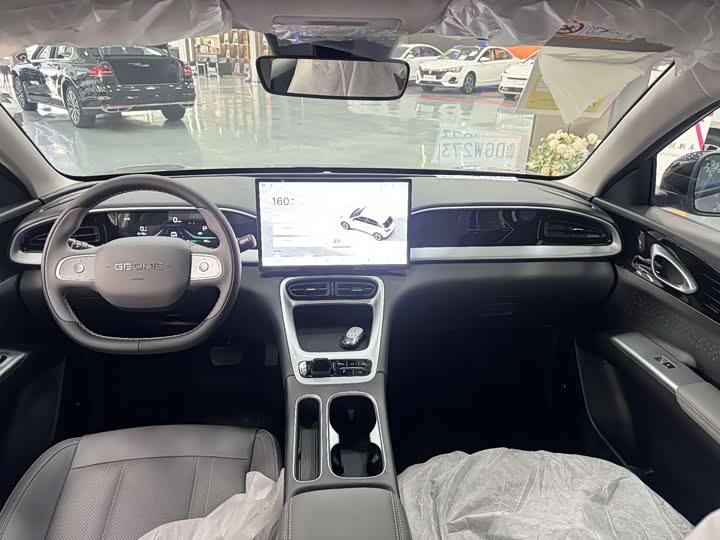 Фото 9 - Geely Galaxy Geome