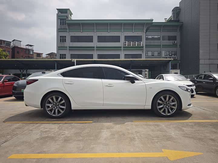 Photo 4 - Mazda Atenza