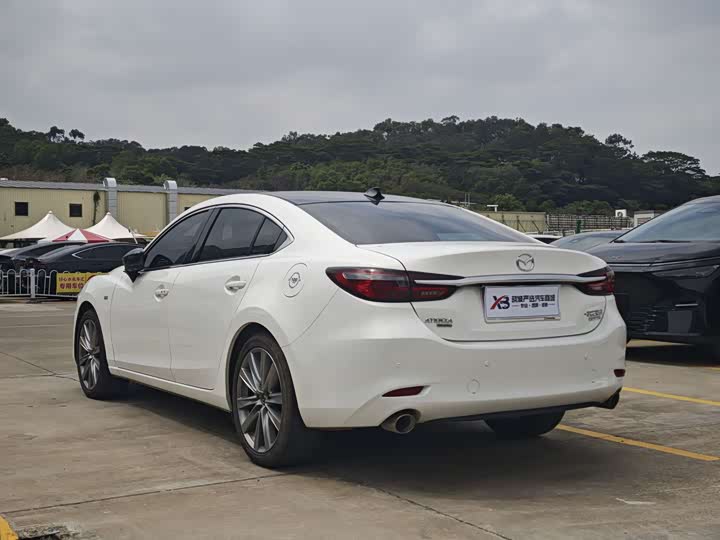 Photo 5 - Mazda Atenza