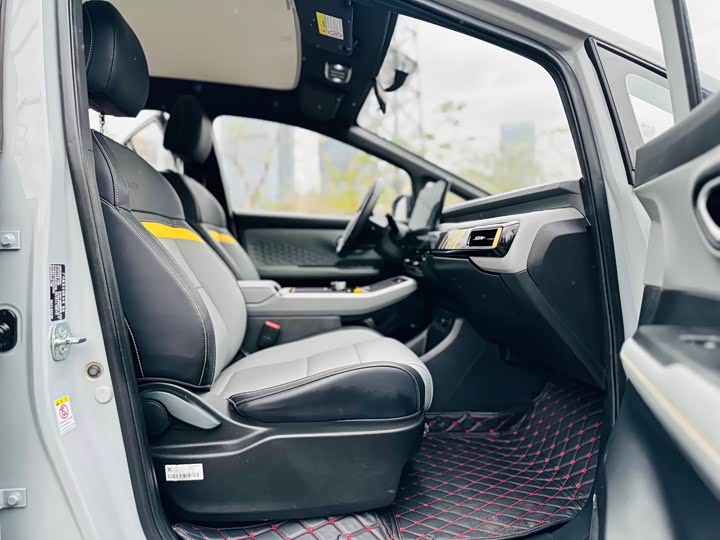 Фото 6 - GAC Aion Y