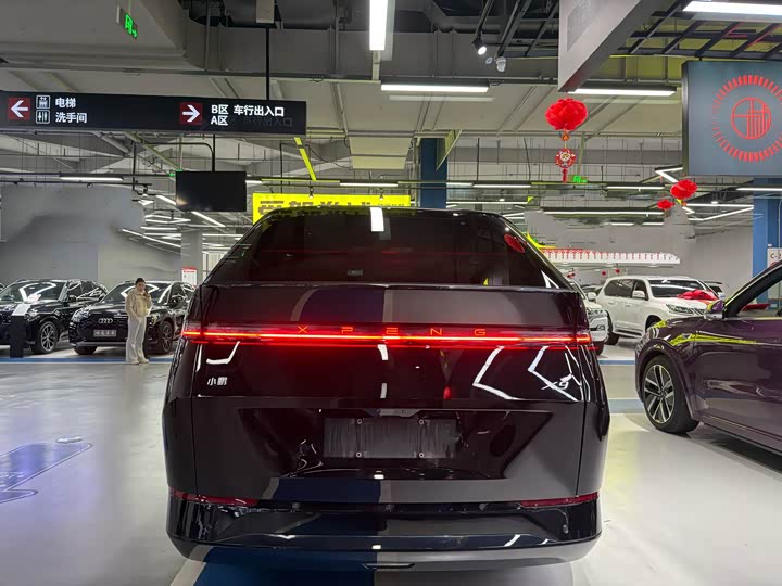 Фото 5 - XPeng X9