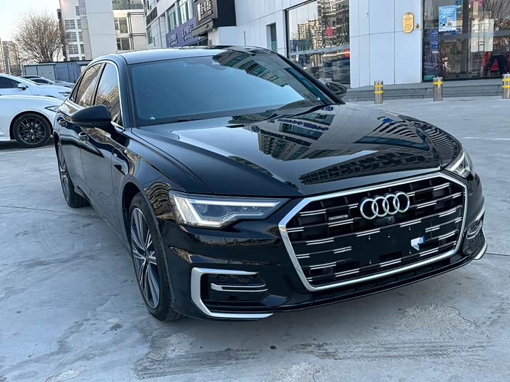 Фото 3 - Audi A6L