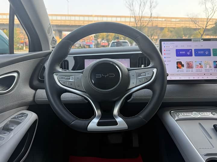 Фото 7 - BYD Sea Lion 05 EV