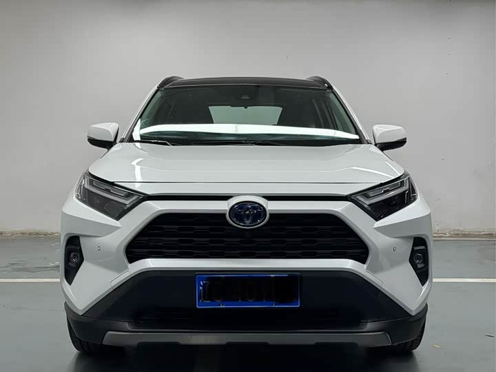 Photo 1 - Toyota RAV4