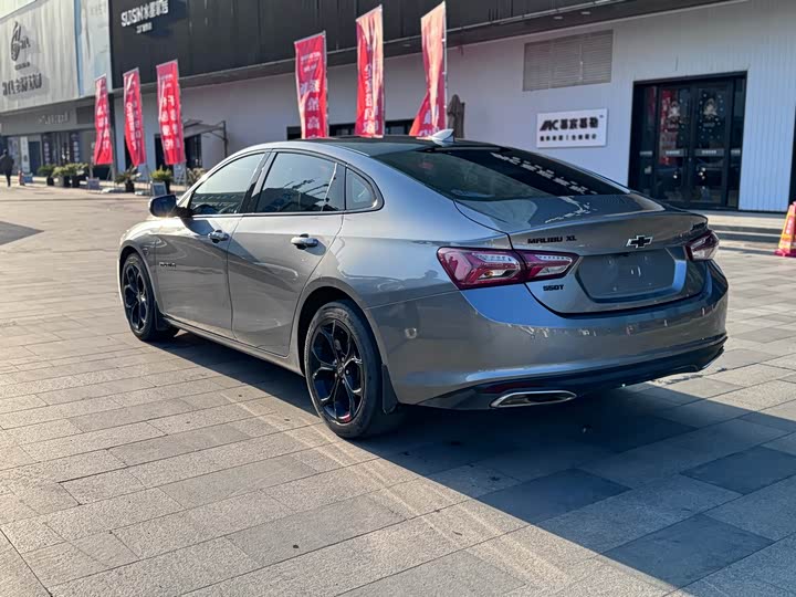 Фото 6 - Chevrolet Malibu XL