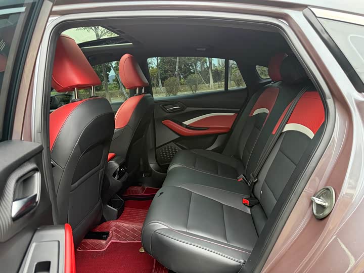 Фото 8 - MG Motor 5