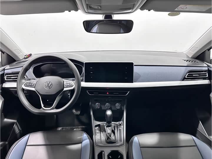 Фото 8 - Volkswagen Lavida