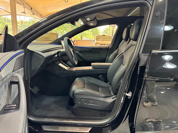 Фото 9 - Tesla Model Y