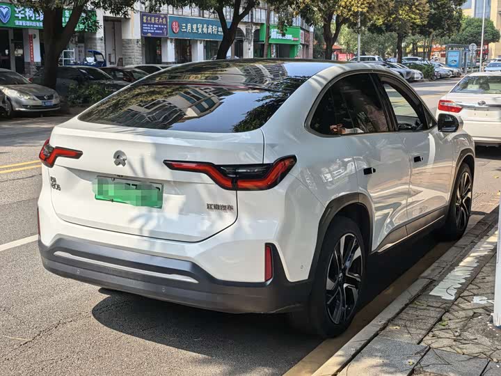 Фото 5 - Nio EC6