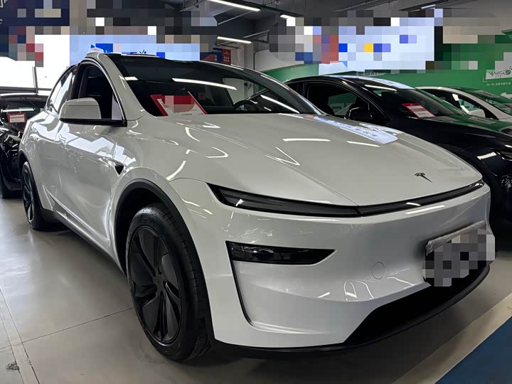 Photo 3 - Tesla Model Y