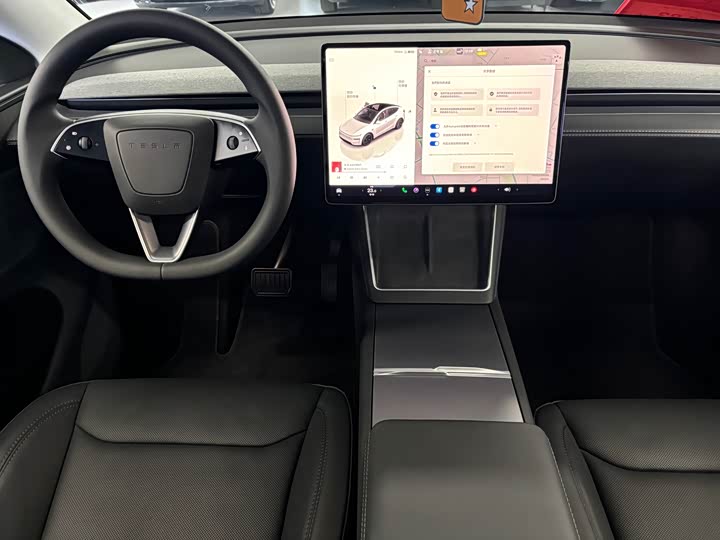 Photo 8 - Tesla Model Y