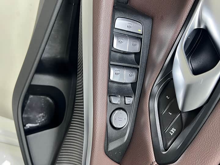 Фото 9 - BMW 3 Series