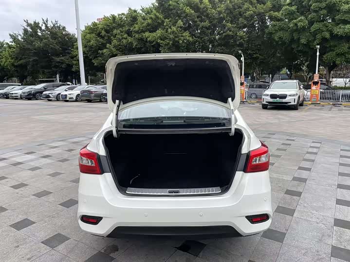 Photo 9 - Nissan Sylphy