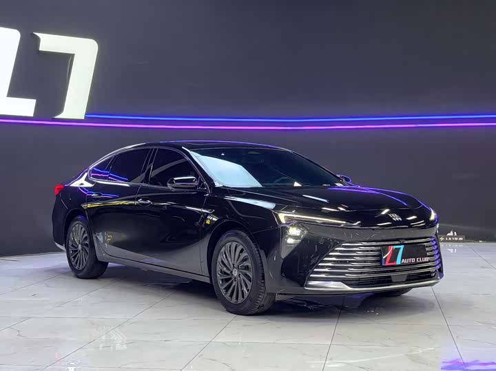 Фото 3 - Buick LaCrosse