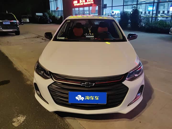 Фото 2 - Chevrolet Onix (Cavalier)