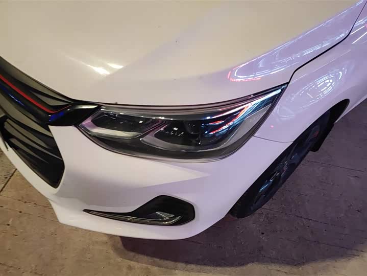 Фото 5 - Chevrolet Onix (Cavalier)