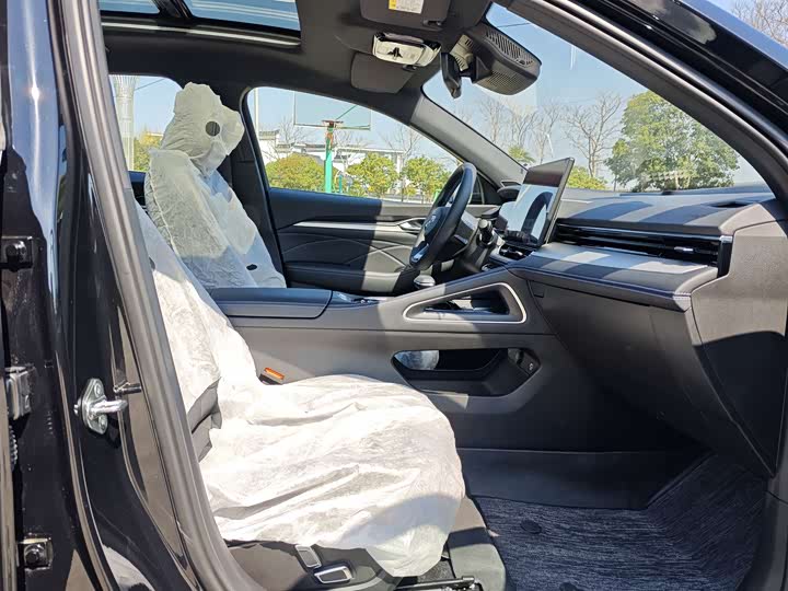 Фото 5 - Geely Preface