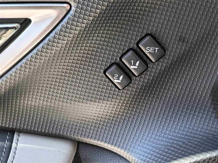 Фото 8 - Subaru Forester