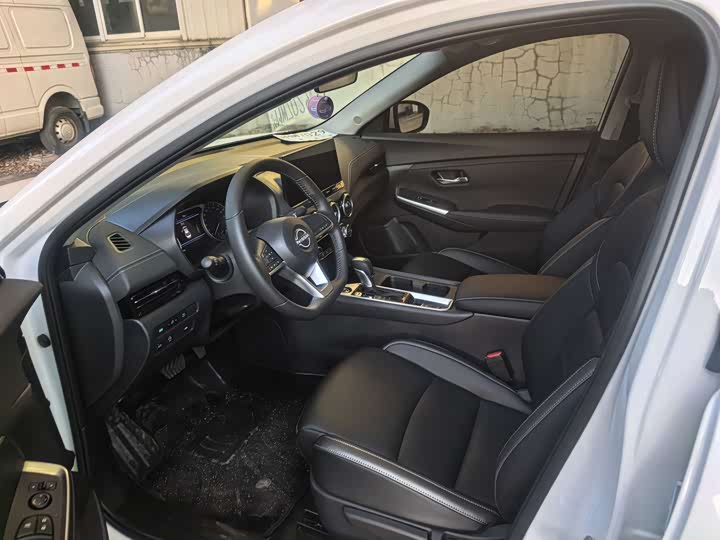 Фото 4 - Nissan Sylphy