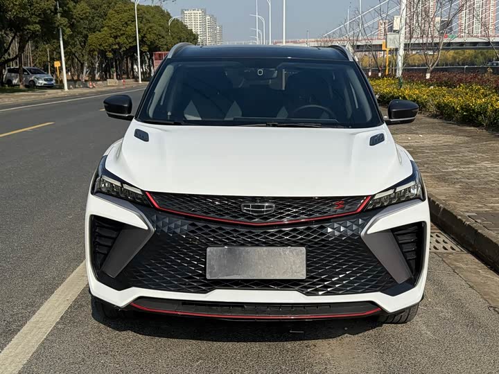 Фото 2 - Geely Coolray