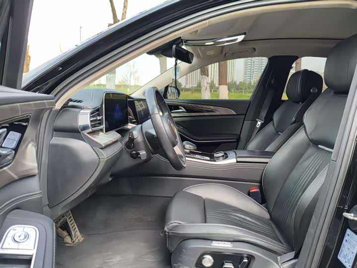 Фото 4 - Hongqi H9