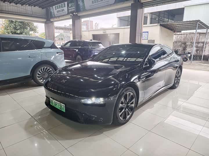 Фото 1 - XPeng P7