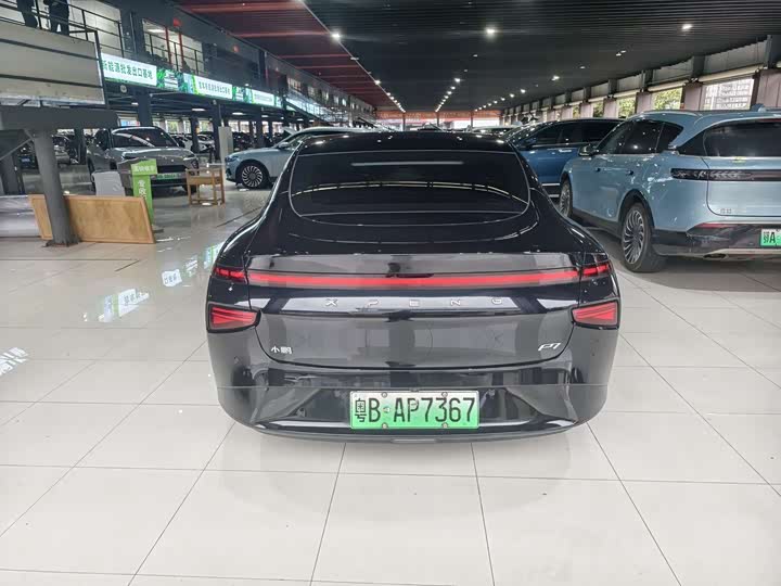 Фото 6 - XPeng P7